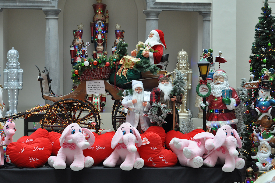 Sklep bożonarodzeniowy w Antwerpii