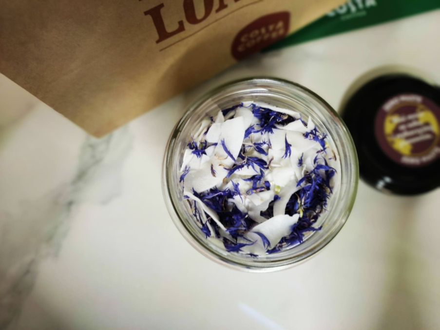 Costa Coffee - jogurt z chabrami