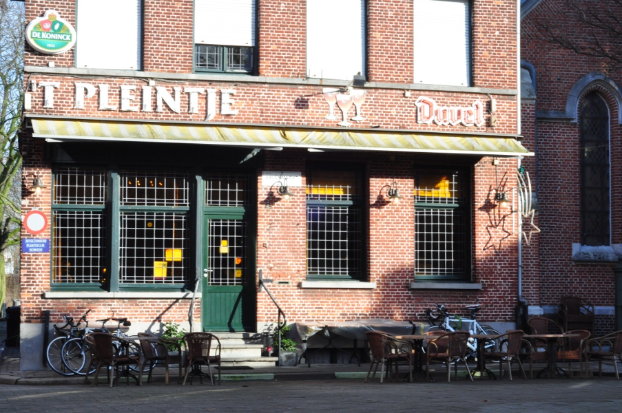 Cafe Het Pleintje w Lillo