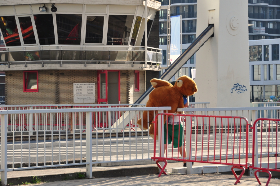 Teddy Bear na Londenbrug w Antwerpii