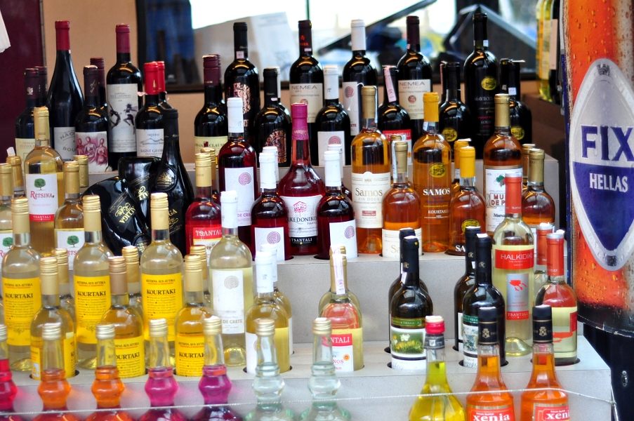 Stoisko alkoholowe z Grecji - Theaterplein w Antwerpii