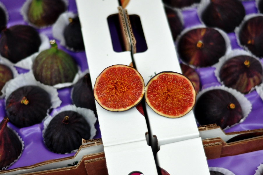 Figi na targowisku w Antwerpii